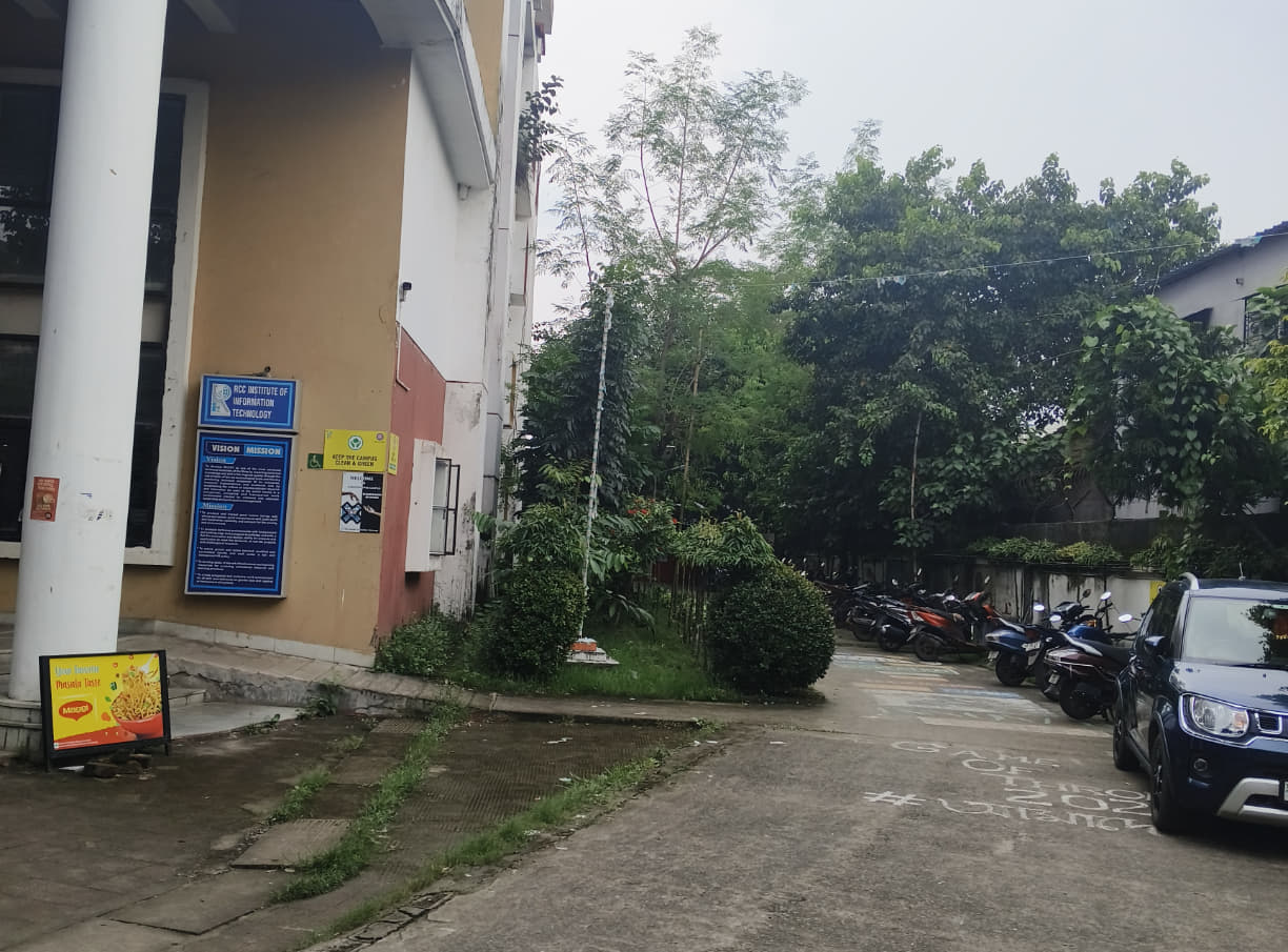 RCC Institute Of Information Technology campus photo 1